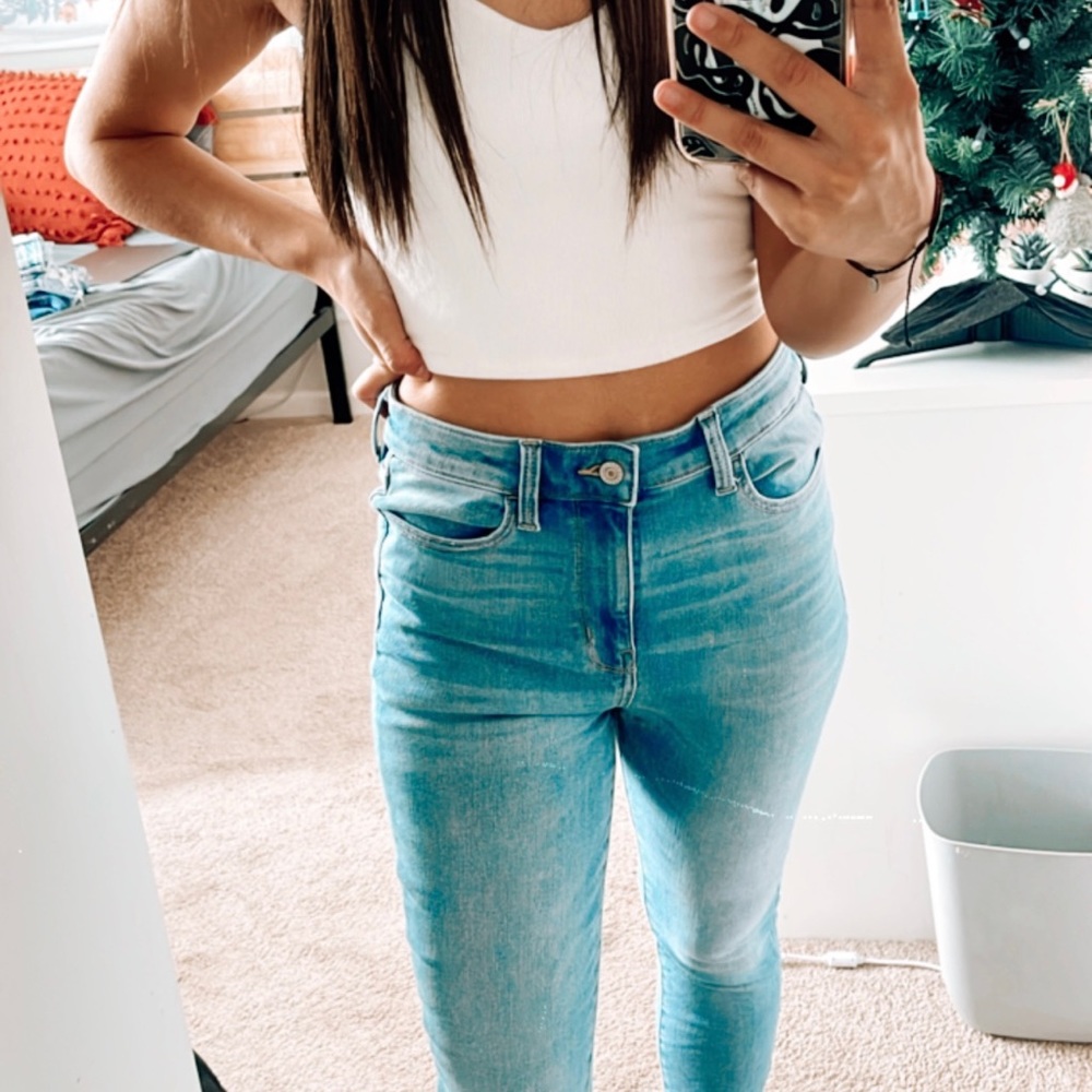 AE High Waisted Jeggings Size 8 Short